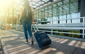 News StudentUniverse Teases Black Friday/Cyber Monday Travel Deals for College Students