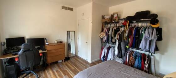 Asher College Housing Premium Rooms Super Close to CSUS for Asher College Students in Sacramento, CA