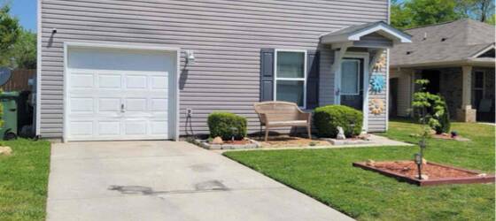 AAMU Housing Beautiful family friendly and college student friendly home in a quiet neighborhood for Alabama A & M University Students in Normal, AL