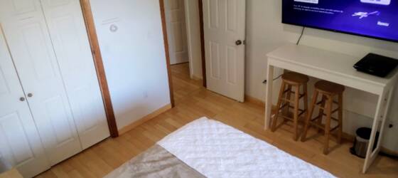 Durham Housing 1 Bed Efficiency Suite in Lake House Perfect for Executive or Professional Single for Durham Students in Durham, NH