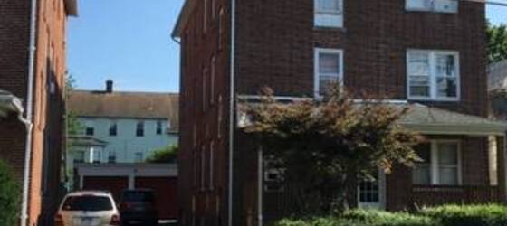 New Britain Housing Large 1400 Square Feet 3BR for New Britain Students in New Britain, CT