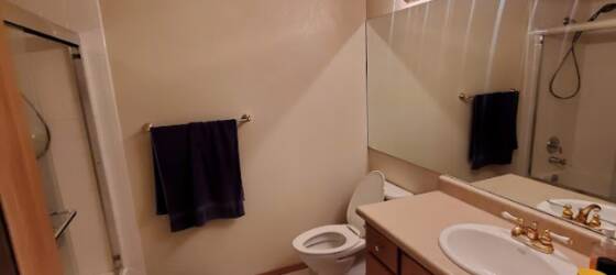 Air Force Housing Room for Rent in a Shared House for United States Air Force Academy Students in Usafa, CO
