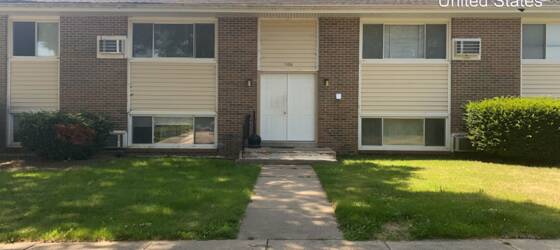 Central Housing Raceway Park Apartments for Central College Students in Pella, IA