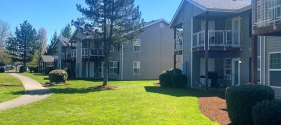LBCC Housing Sunrise Pointe Apartments for Linn-Benton Community College Students in Albany, OR