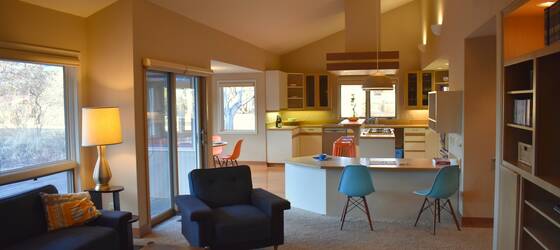 COCC Housing Furnished Executive Home in Mid-Town Bend for Central Oregon Community College Students in Bend, OR