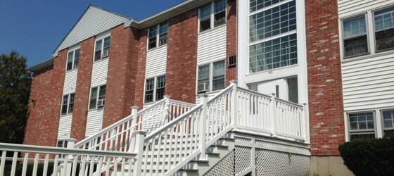 Fitchburg State Housing Oversized Two Bedrooms With Heat and Hot Water Included for Fitchburg State College Students in Fitchburg, MA