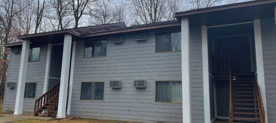 Ivy Tech Community College-Southeast Housing Downstairs 1 Bedroom Apartment for Ivy Tech Community College-Southeast Students in Madison, IN