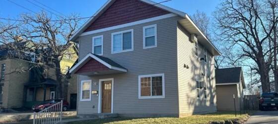 St. Cloud Technical Housing SCSU DELUXE Studio Unit #3 - 1 bed/1 Bath - $615/Month for St. Cloud Technical College Students in St. Cloud, MN