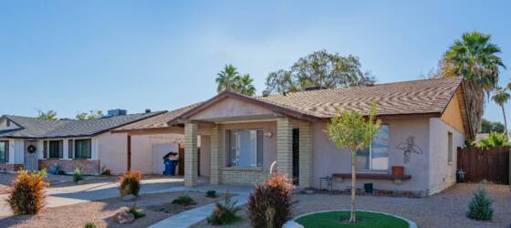 Utah College of Massage Therapy-Tempe Housing Furnished ❤️ Newly Remodeled Tempe Home Minutes to Walking Trails, Trader Joe's, Freeways for Utah College of Massage Therapy-Tempe Students in Tempe, AZ