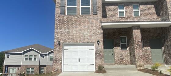 Bay Minette Housing SPANISH FORT SCHOOL DISTRICT! 3 BED/2.5 BATH TOWNHOME! for Bay Minette Students in Bay Minette, AL