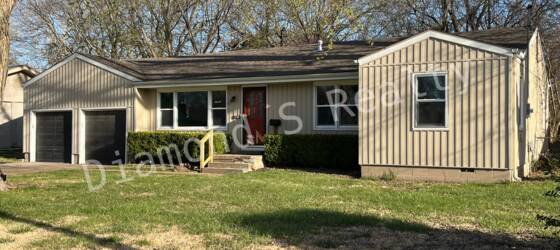 MSU Housing 3 bedroom / 2 Bath - Available Soon! for Missouri State University Students in Springfield, MO