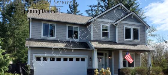 TCC Housing Spacious 4 Bdrm + Office w/ 2598sq ft for Tacoma Community College Students in Tacoma, WA