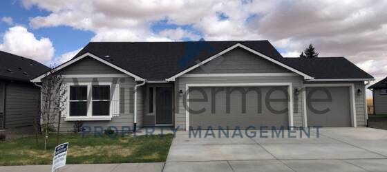 Whitman Housing 1181 Ava Street - ⭐ONE MONTH RENT CREDIT⭐ Home at Harvey Ranch Estates Built in 2023 for Whitman College Students in Walla Walla, WA