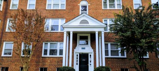VCU Housing 2702 Kensington Avenue for Virginia Commonwealth University Students in Richmond, VA