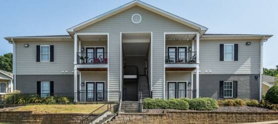 Ole Miss Housing 3BR/3BA For Rent for University of Mississippi Students in University, MS