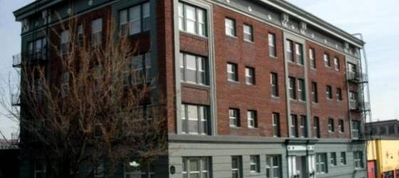 Lewis & Clark Housing Studio Condo, Great Location! for Lewis & Clark College Students in Portland, OR