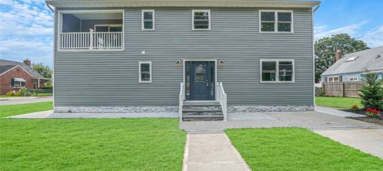Briarcliffe College Housing 4 Bed / 2Bath Single Family Home for Briarcliffe College Students in Bethpage, NY
