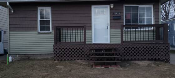 OU Housing St. Clair Shores, 3 bedroom home, basement for Oakland University Students in Rochester, MI