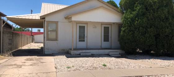 Eastern Housing Spacious 2 Bedroom Apartment W/CARPORT!!! for Eastern New Mexico University Students in Portales, NM