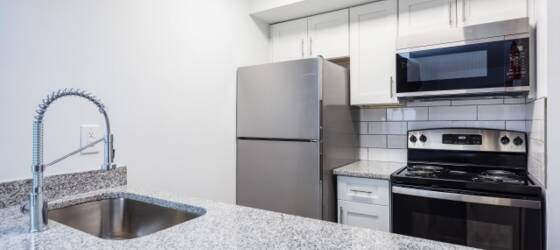 Sinclair Housing Newly Renovated Apartments, less than a mile to UD! Free first month through 03.31.2024!! for Sinclair Community College Students in Dayton, OH