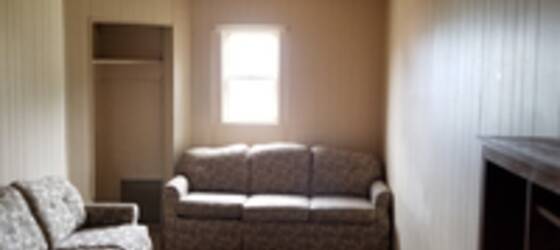 WLSC Housing 118 1/2 Sinclair Ave. for West Liberty State College Students in West Liberty, WV